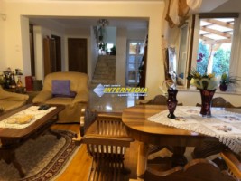 casa-de-vanzare-dpm-cu-450-mp-teren-finisata-si-utilata-complet-in-alba-iulia-zona-centru-1